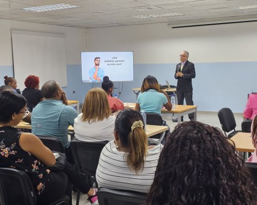 Centro Mipymes Loyola y Banco BHD inician programa Escala para fortalecer el crecimiento empresarial